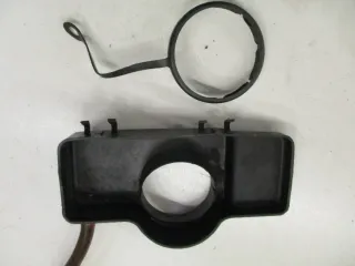 3. Honda GL 1100 SC02 Goldwing Tankdeckel Verkleidung Halter 83502-463-0100 Schutz - Bild 2