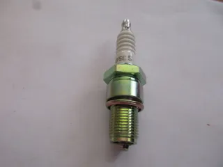 R1853 NGK B5ES Honda Kawasaki Yamaha 6410 Zündkerzen Ø 14 mm Motor - Bild 4