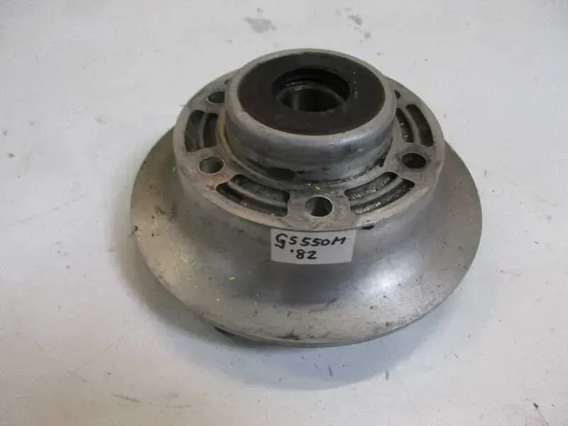 SUZUKI GS 550 M KETTENRAD KETTENRADTRÄGER ANTRIEB AUFNAHME SCHWINGE - Bild 1
