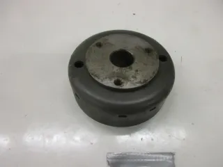 Polrad Q853. Suzuki GSX 250 E Lichtmaschine Motor Generator Schwungrad GP9101 - Bild 2