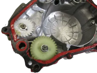 2. Yamaha TDR 125 5AN Bj97 Kupplungsdeckel Wasserpumpe Zahnrad - Bild 4