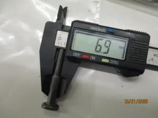 R681 Kawasaki ZZ-R 600_ZX-6R Schraube 92150-1683 Kurbelwelle - Bild 3