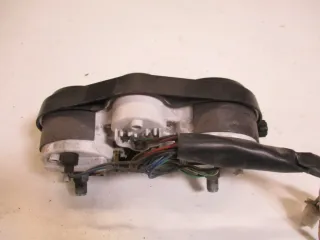 1. Yamaha TDR 125 5AN Bj97 Kombiinstrumente Armaturen Tacho - Bild 4