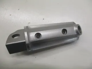 R542 Kawasaki GPZ 600_900_1000 R_RX Fußraste vorne rechts 34028-1120 - Bild 4
