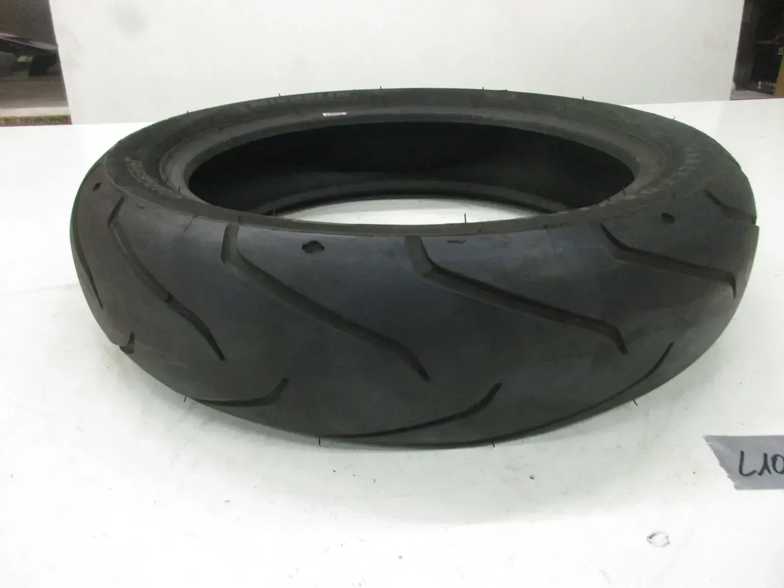 Reifen Hinterrad L109. Harley Davidson Michelin Scorcher 11 Felge 150/70 ZR17 - Bild 1