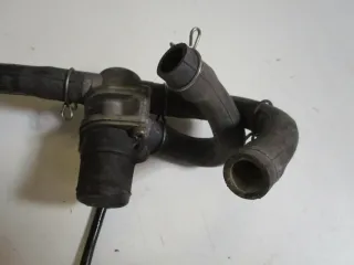 2. Honda VFR 800 FI RC 46 Sekundärluftventil Luftventil Entlüftung Motor - Bild 2
