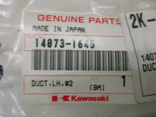 R153. Kawasaki ZX-7 R ZX750 Luftstutzen Ram Air links Ansaugrohr 14073-1645 - Bild 4