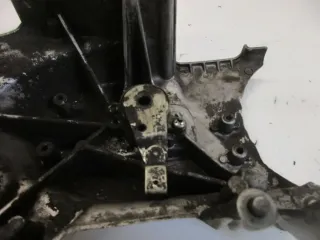 Kawasaki Z 650 B KZ 650 B Ritzelabdeckung (2) mit Kupplungsnehmer Kettenschutz - Bild 5