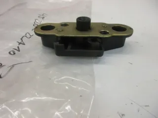 B595. Suzuki GS 500 E GM51B Sitzbankschloß SItz Helmfach Verrieglung 45220-22A10 - Bild 3
