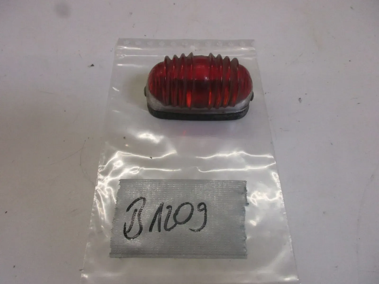 B1209 Hella Blinker Seitenblinker Blinkleuchte K12642 Oldtimer Traktor Schlepper - Bild 1