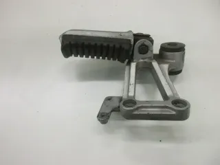7. Kawasaki GPZ 600 R ZX600A Fußraste hinten links Soziusraste Fussraste - Bild 2