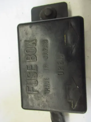 Sicherungskasten Sicherungsbox Kawasaki Z 1000 MK2 KZT00A Fuse-Box Sicherungen - Bild 4