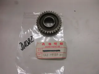 Zahnrad 1A8-17151-00 D1082. Yamaha XS 500 Getriebe 5. Ritzel Getriebezahnrad - Bild 1