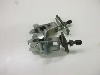 Suzuki GSX 600 F Typ AJ Kettenspanner rechts links Kettenspannersatz Antrieb - Bild 3