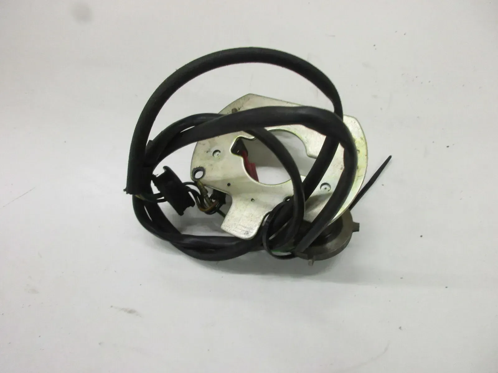 Zündung Zündplatte 1. Suzuki GSX 600 F GN 72 B Pickup Züngeber Läufer Impulsgebe - Bild 1