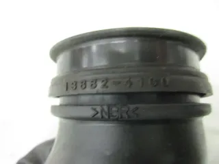 W1143. Suzuki GSX-R 600_750 Ansaugstutzen Vergaser Luftfilter Ansauggummi - Bild 4