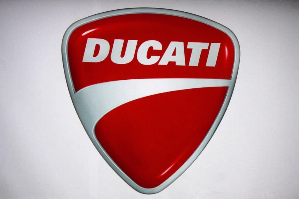 DUCATI 750 SS