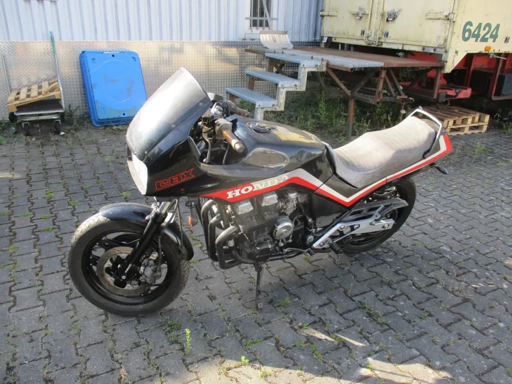 HONDA VF 1000 F CBX 750 F