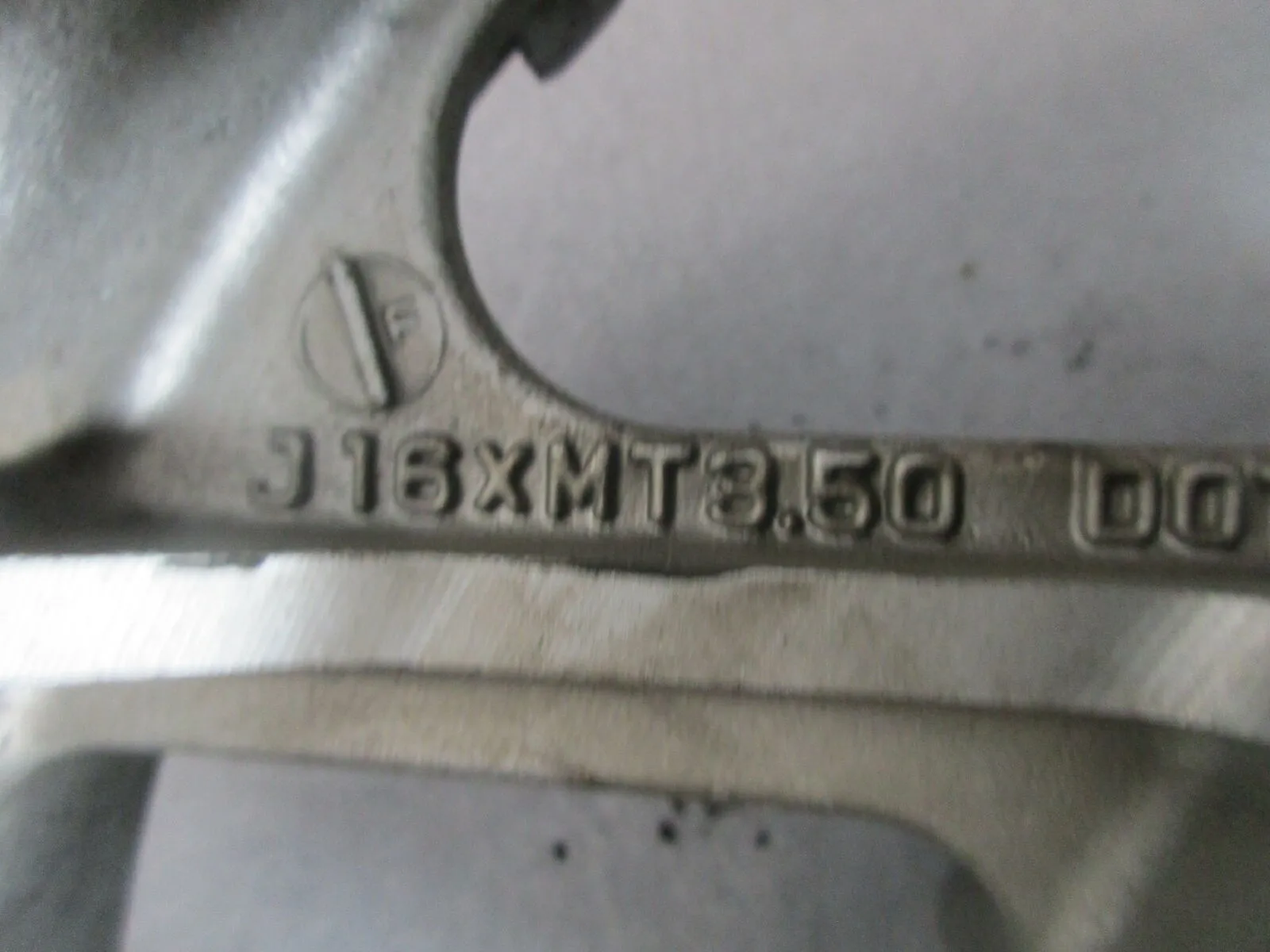 Rear rim Kawasaki GTR 1000 ZGT00A Rear wheel 3.50 x 16